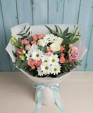 Букет цветов из:  Розы, Лизиантусы и Хризантемы в Долаково