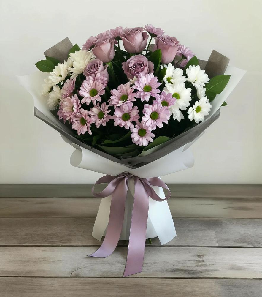 Букет цветов из: Хризантемы и Розы в Долаково