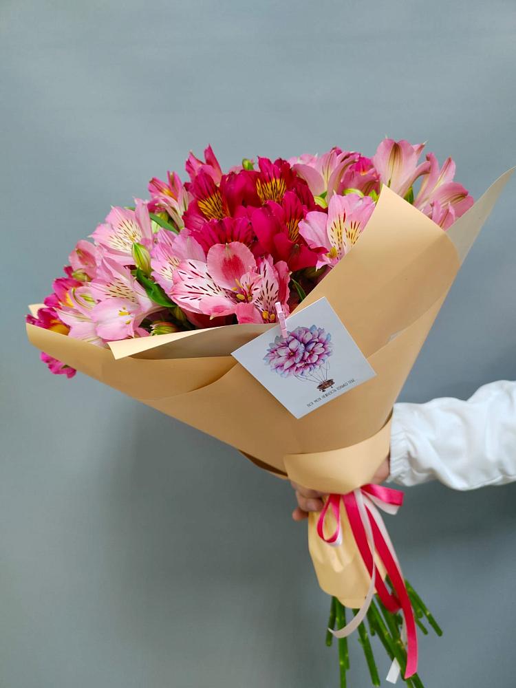 Букет цветов из: Альстромерии в Долаково