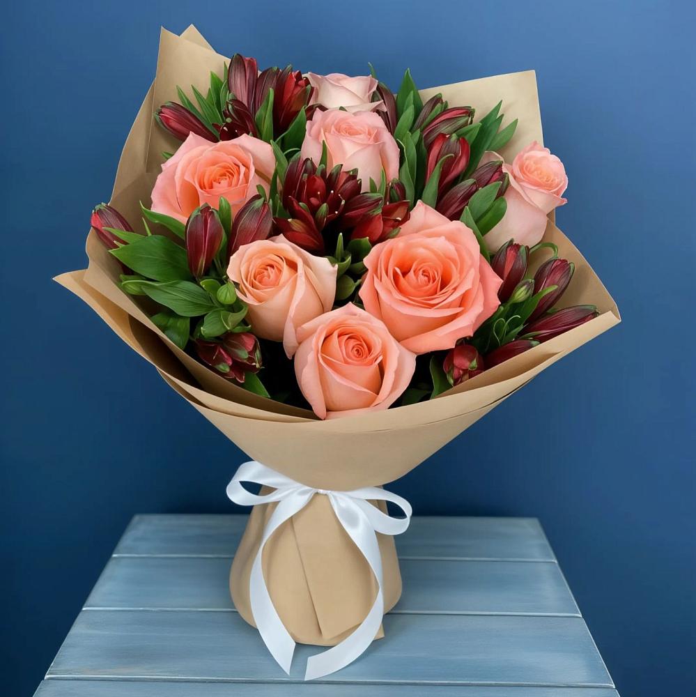 Букет цветов из: Розы и Альстромерии в Долаково