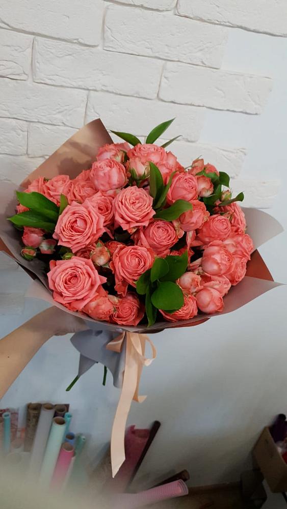 Букет цветов из: Розы в Долаково