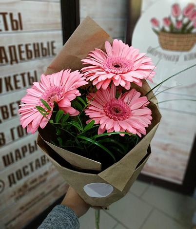 Букет цветов из: Герберы в Долаково