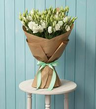 Букет цветов из:  Лизиантусы в Долаково