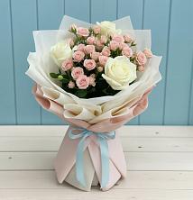 Букет цветов из:  Розы в Долаково