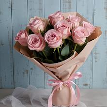 Букет цветов из:  Розы в Долаково