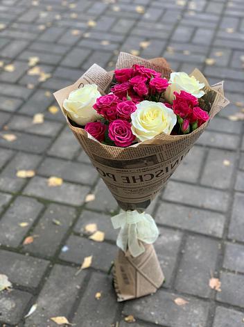 Букет цветов из: Розы в Долаково