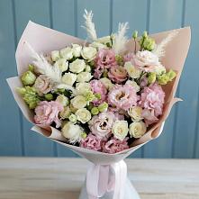 Букет цветов из:  Альстромерии и Розы в Долаково